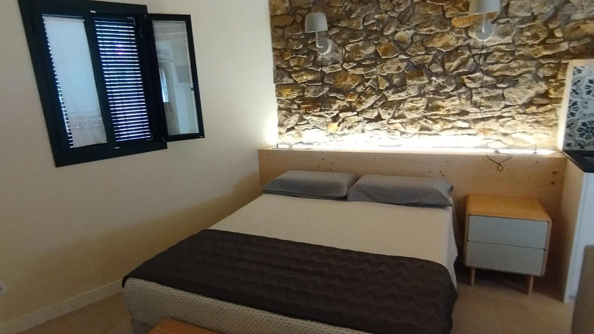 Emporda Apartament-Peratallada